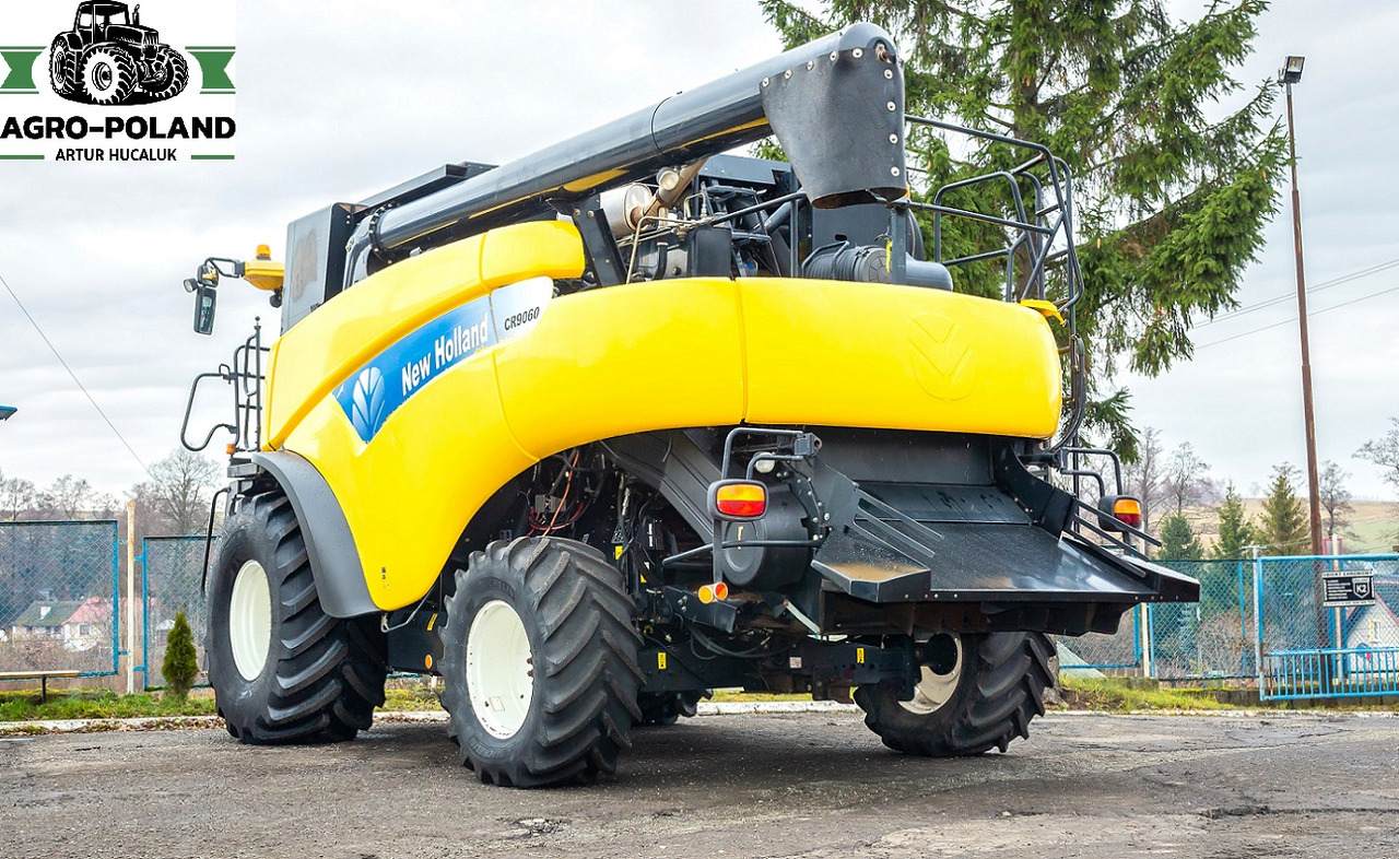 NEW HOLLAND CR 9060 - 2008 - 2554 h + HEDER 6,09 M - Pemanen gabungan: gambar 5 NEW HOLLAND CR 9060 - 2008 - 2554 h + HEDER 6,09 M - Pemanen gabungan: gambar 5