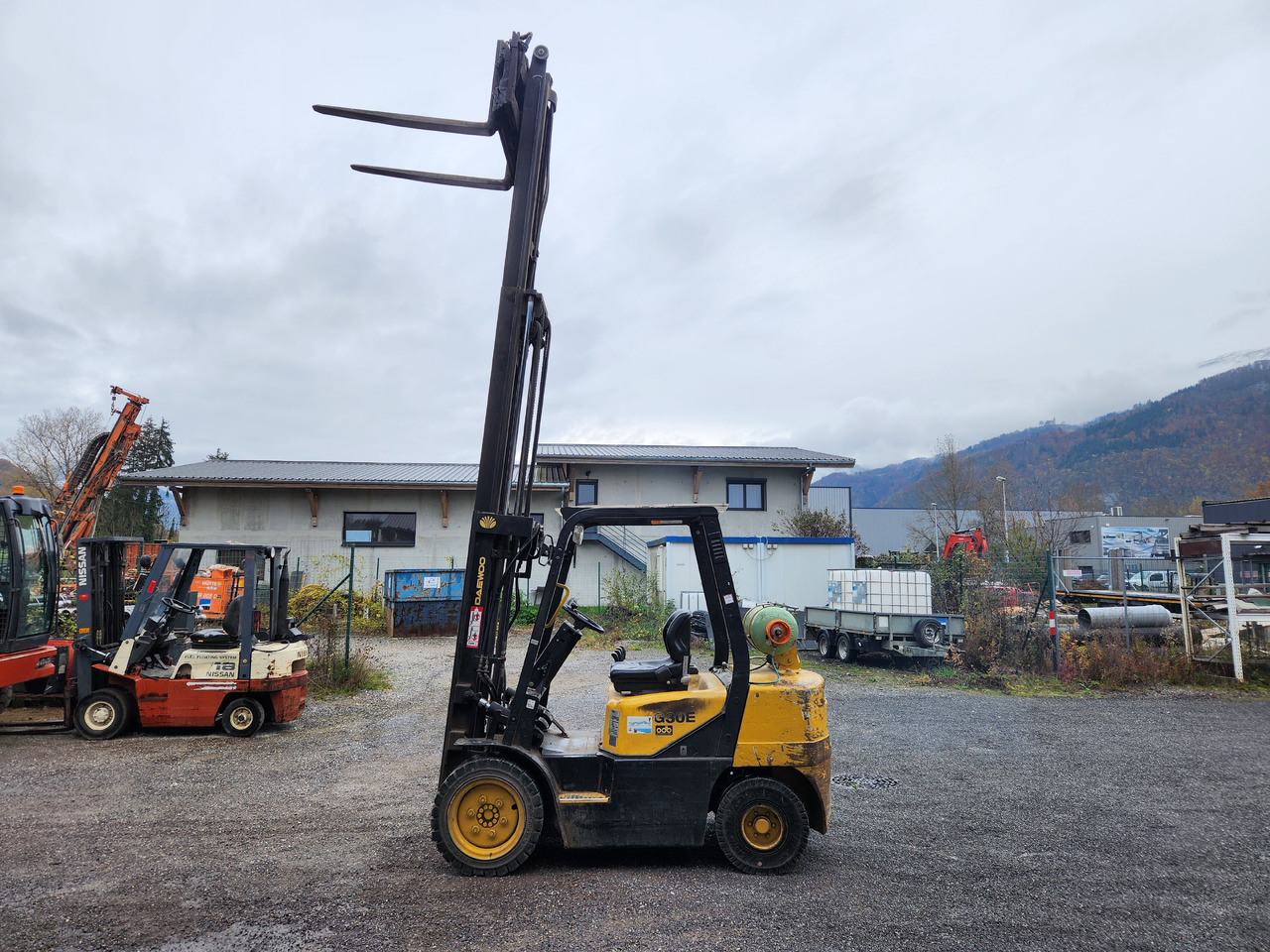 DAEWOO G30E-3 - Forklift LPG: gambar 1 DAEWOO G30E-3 - Forklift LPG: gambar 1
