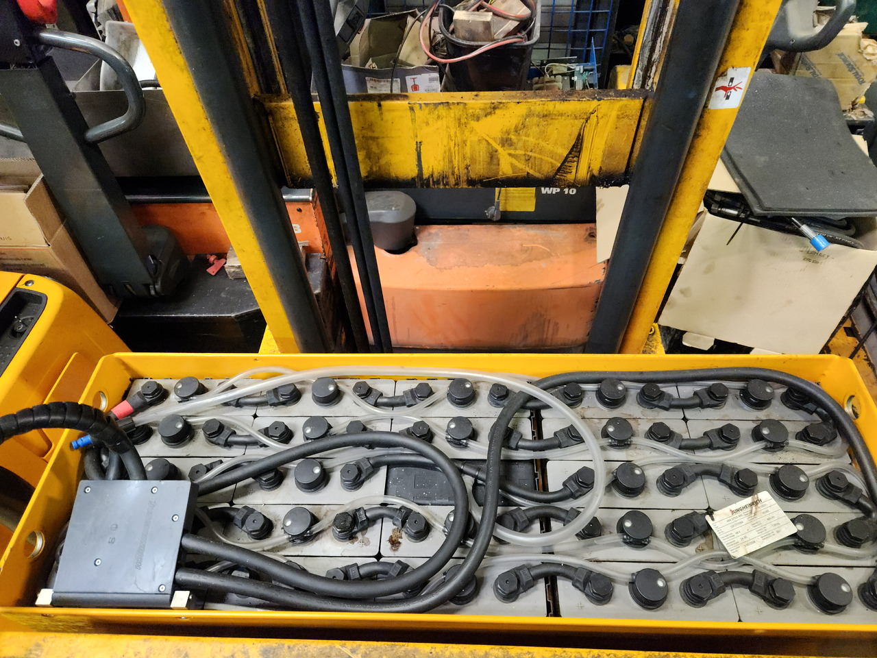 JUNGHEINRICH ETV112 - Pemuat samping: gambar 5 JUNGHEINRICH ETV112 - Pemuat samping: gambar 5