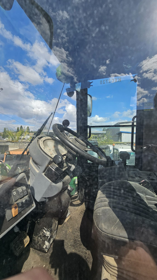 CATERPILLAR 924H - Wheel loader: gambar 4 CATERPILLAR 924H - Wheel loader: gambar 4