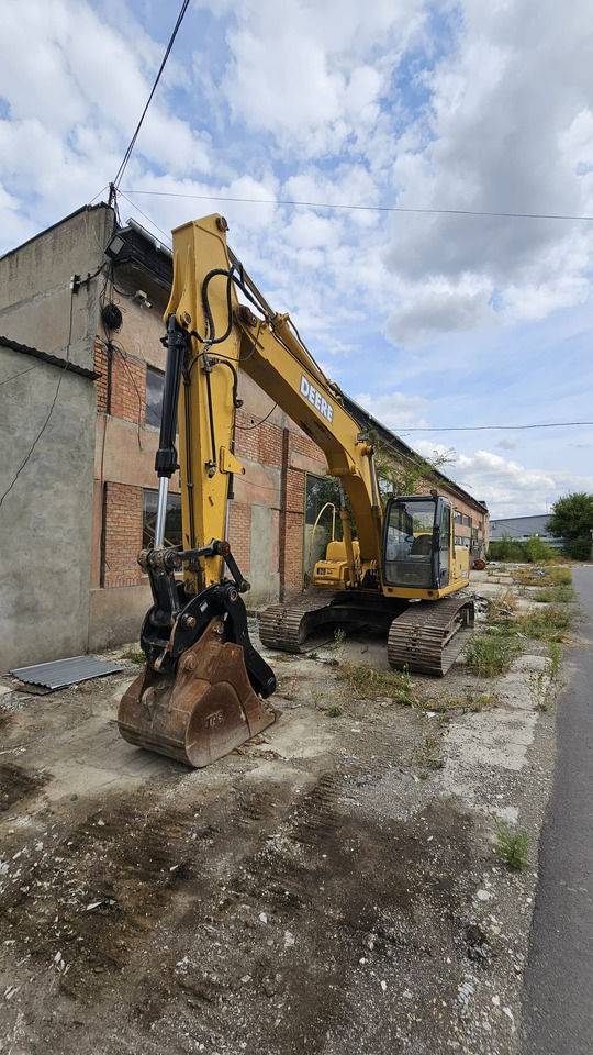 John Deere 200C LC - Ekskavator perayap: gambar 3 John Deere 200C LC - Ekskavator perayap: gambar 3