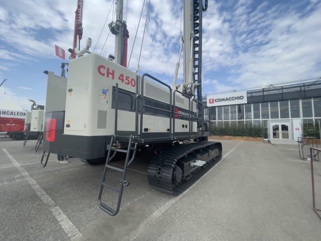 COMACCHIO CH450 - Anjungan pengeboran: gambar 1 COMACCHIO CH450 - Anjungan pengeboran: gambar 1