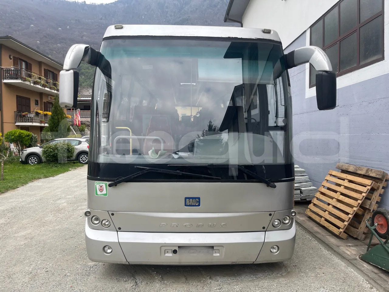 Bmc Sanayi Ticaret - Bus pariwisata: gambar 2 Bmc Sanayi Ticaret - Bus pariwisata: gambar 2