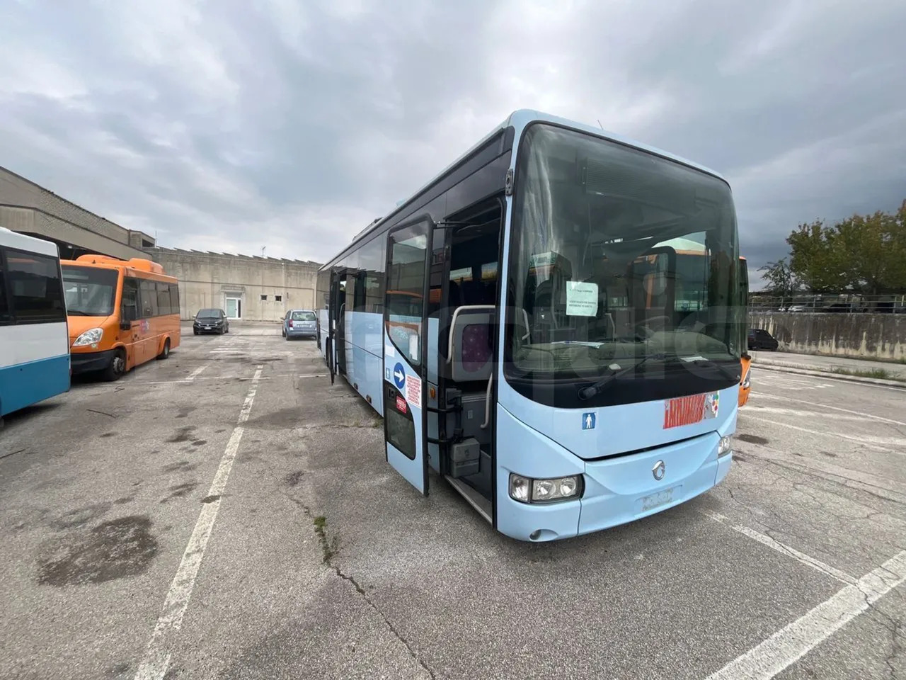 Bundle di 9 mezzi Irisbus - Arway Iveco - Sitcar Iveco - Sitcar Mercedes-Benz - Citaro Mercedes-Benz - Citaro Mercedes-Benz - Citaro Iveco - Citelis Iveco - Sitcar Fiat - Fiorino - Bus pariwisata: gambar 1 Bundle di 9 mezzi Irisbus - Arway Iveco - Sitcar Iveco - Sitcar Mercedes-Benz - Citaro Mercedes-Benz - Citaro Mercedes-Benz - Citaro Iveco - Citelis Iveco - Sitcar Fiat - Fiorino - Bus pariwisata: gambar 1