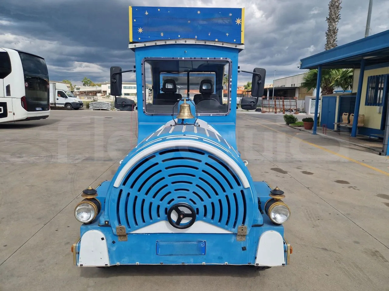 Suzuki Road train - Bus: gambar 2 Suzuki Road train - Bus: gambar 2