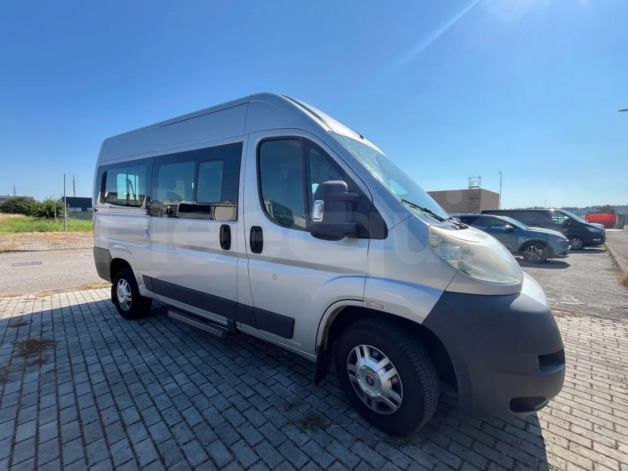 Fiat Ducato - Bus mini, Van penumpang: gambar 1 Fiat Ducato - Bus mini, Van penumpang: gambar 1
