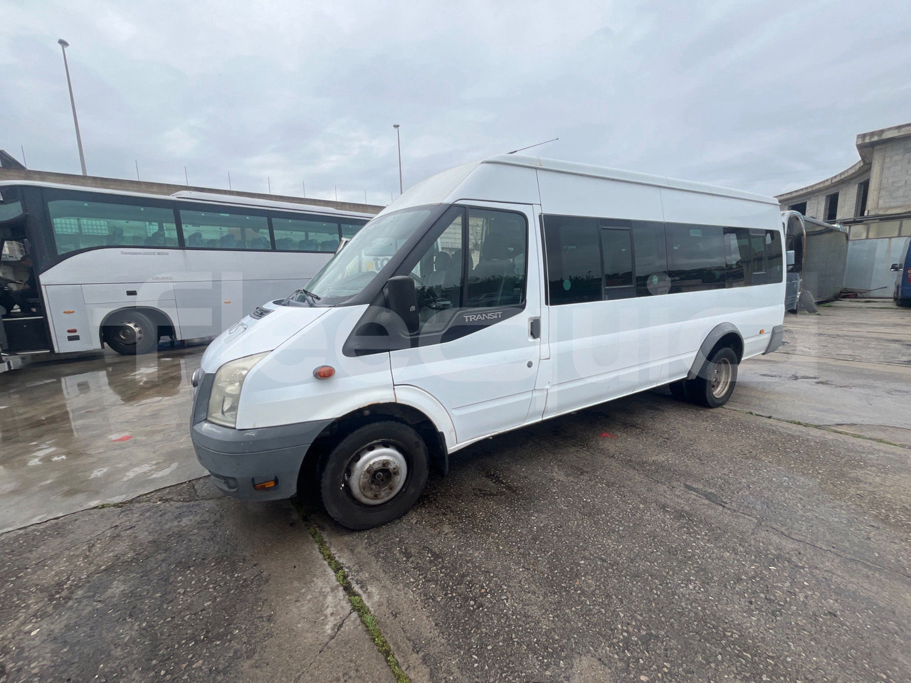 Ford Transit - Bus mini, Van penumpang: gambar 4 Ford Transit - Bus mini, Van penumpang: gambar 4