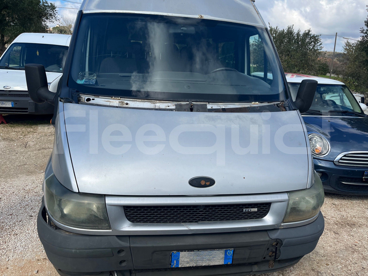 Ford Transit - Bus mini, Van penumpang: gambar 2 Ford Transit - Bus mini, Van penumpang: gambar 2