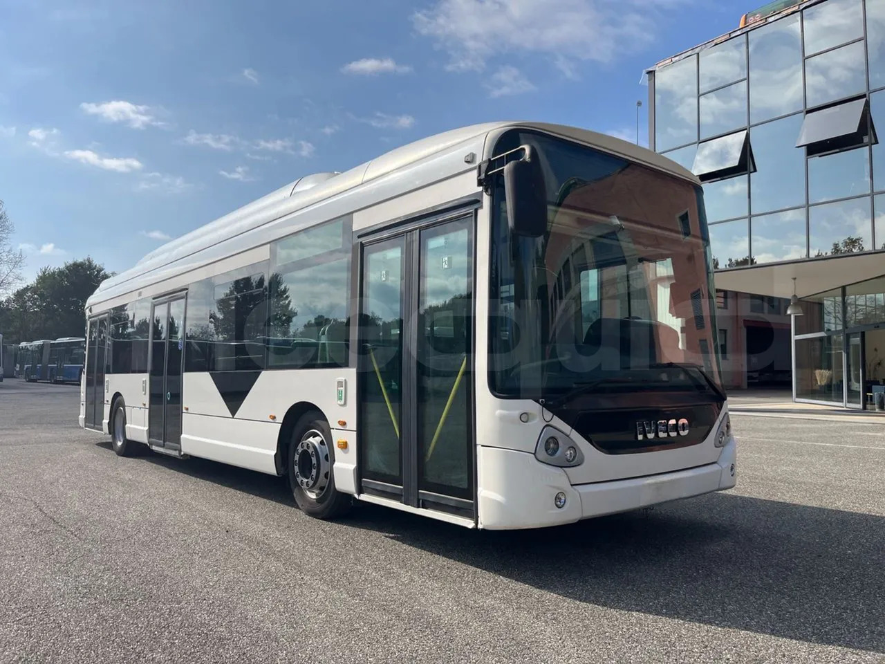 Heuliez GX 337 ELEC - Bus kota, Bus listrik: gambar 1 Heuliez GX 337 ELEC - Bus kota, Bus listrik: gambar 1