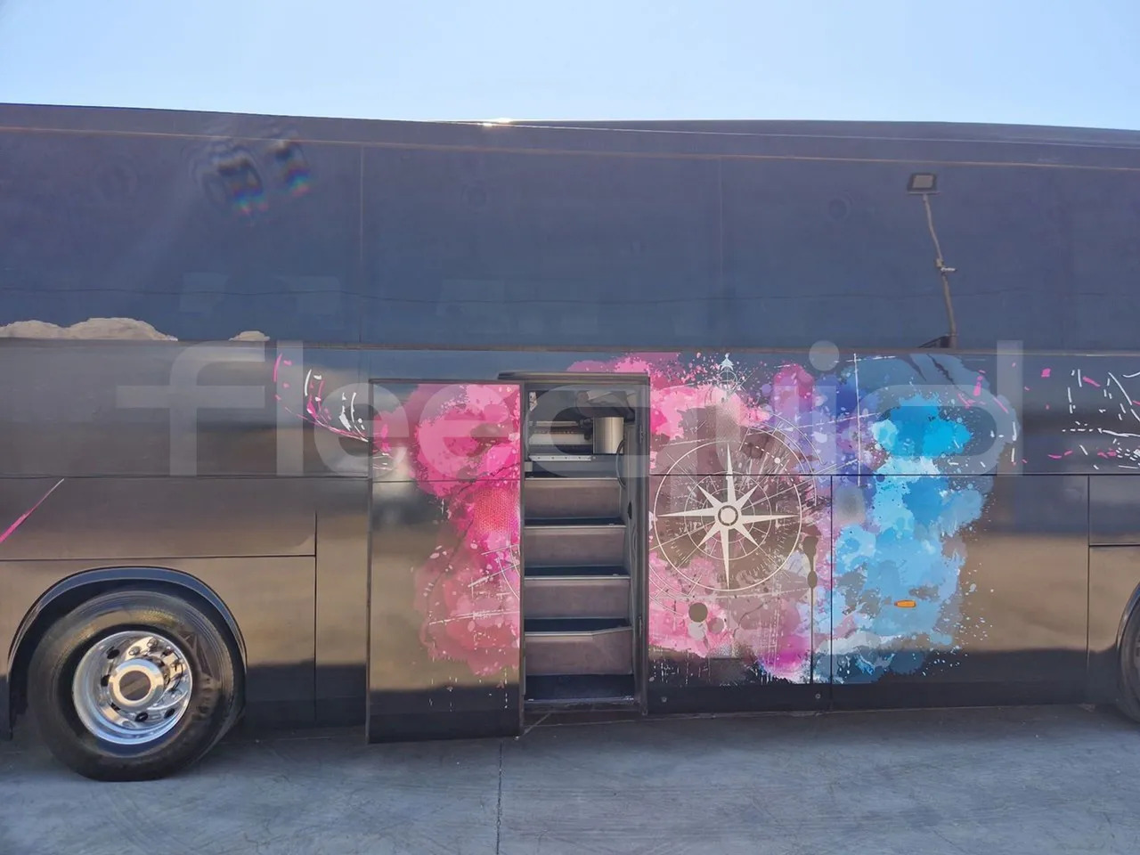 Bus pariwisata Irisbus Domino: gambar 17 Bus pariwisata Irisbus Domino: gambar 17