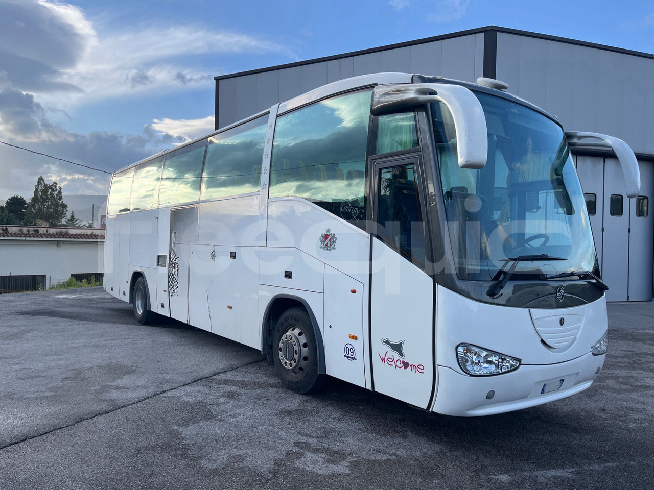 Irizar Scania Century - Bus pariwisata: gambar 1 Irizar Scania Century - Bus pariwisata: gambar 1