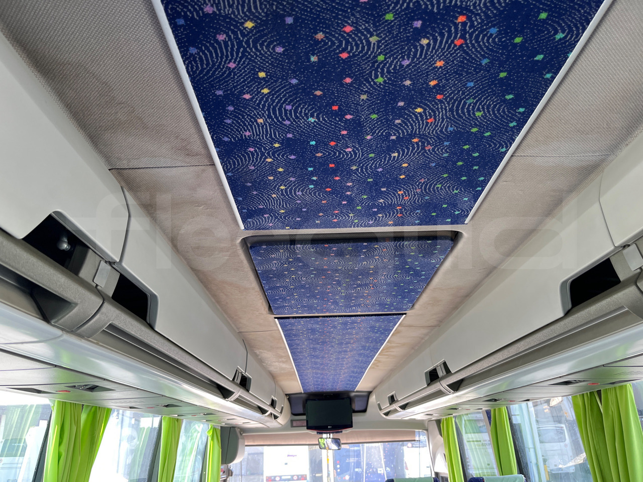Bus pariwisata Iveco 380: gambar 20