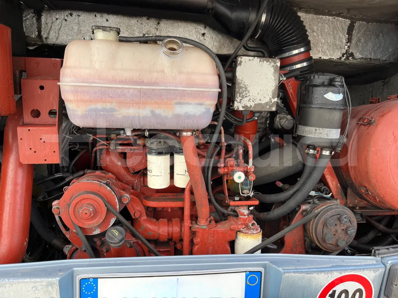 Bus pariwisata Iveco 380: gambar 12