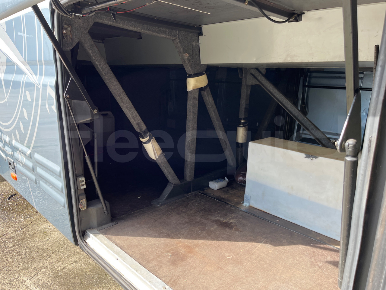 Bus pariwisata Iveco 380: gambar 8