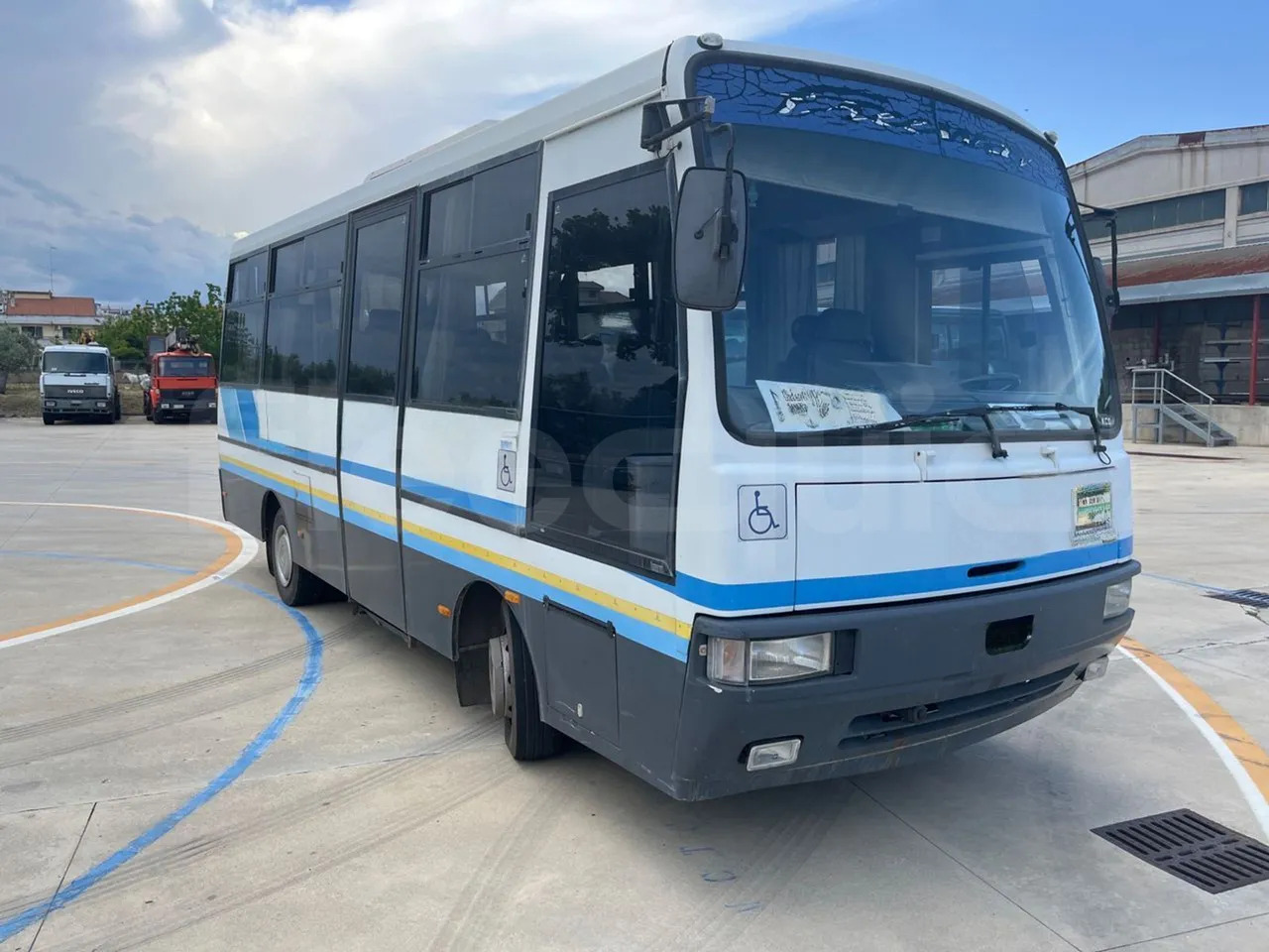 Iveco Cacciamali - Bus pariwisata: gambar 1 Iveco Cacciamali - Bus pariwisata: gambar 1