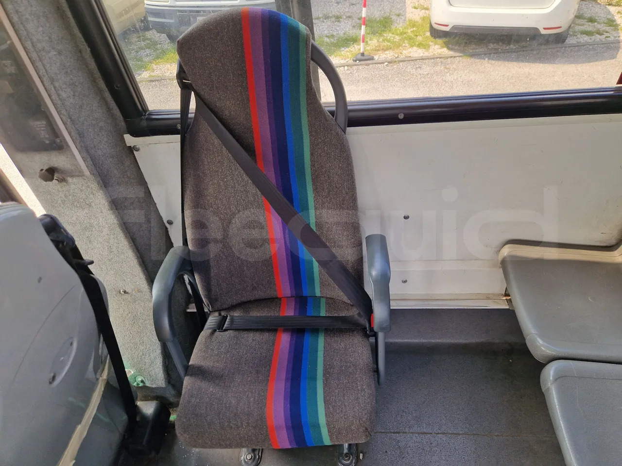 Bus sekolah Iveco Cacciamali: gambar 18