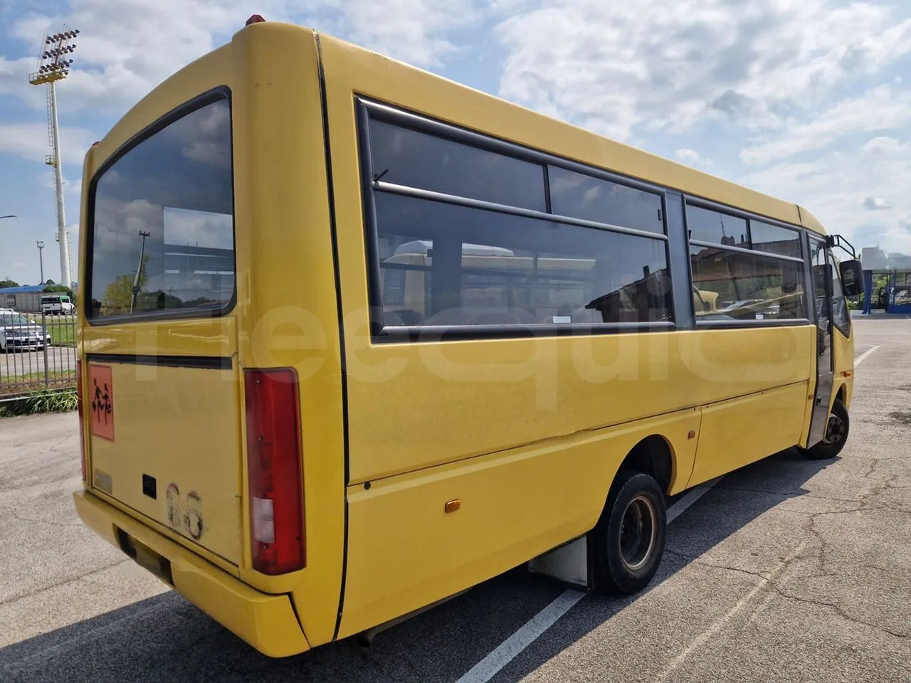 Bus sekolah Iveco Cacciamali: gambar 7