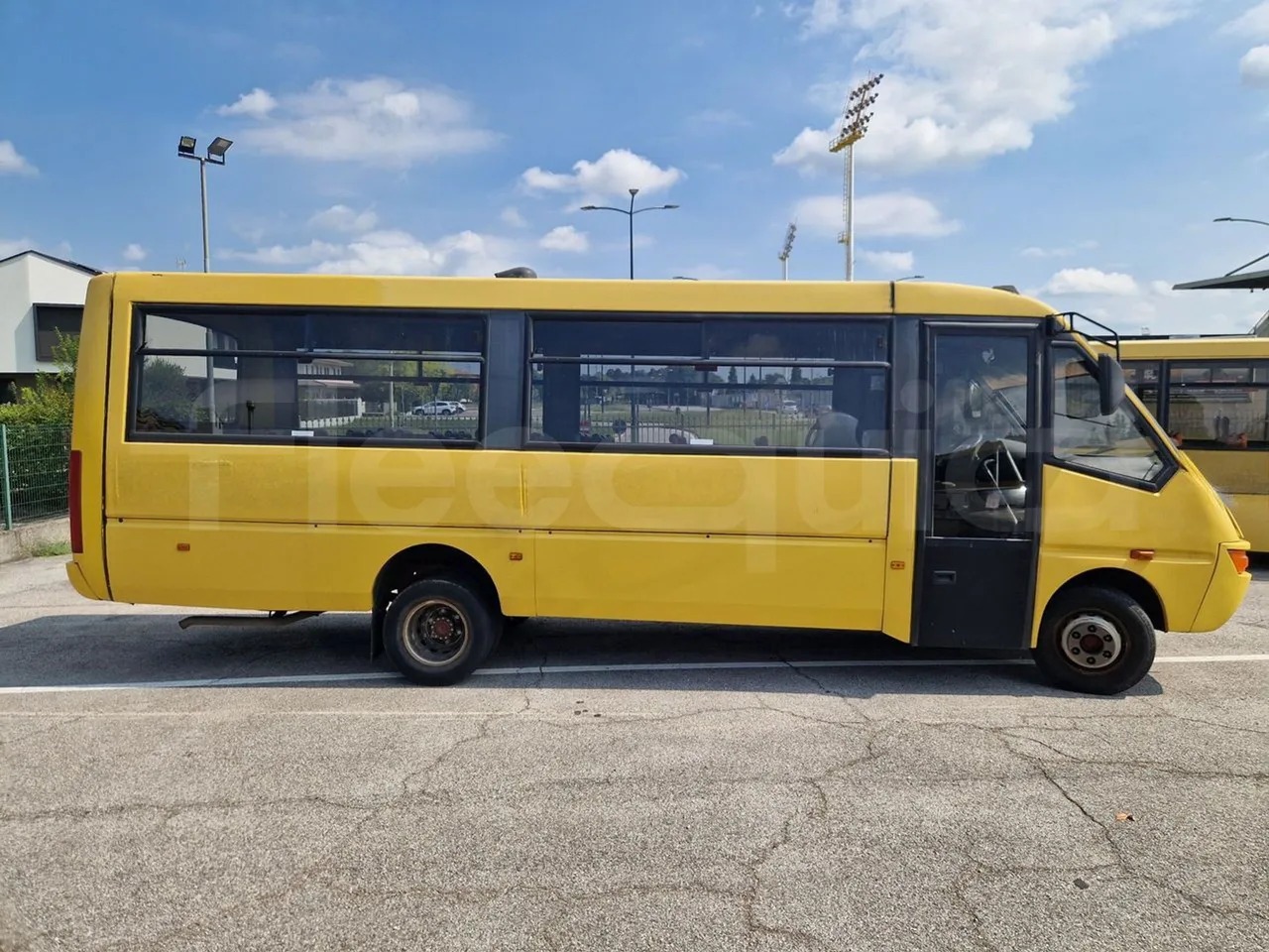 Bus sekolah Iveco Cacciamali: gambar 11