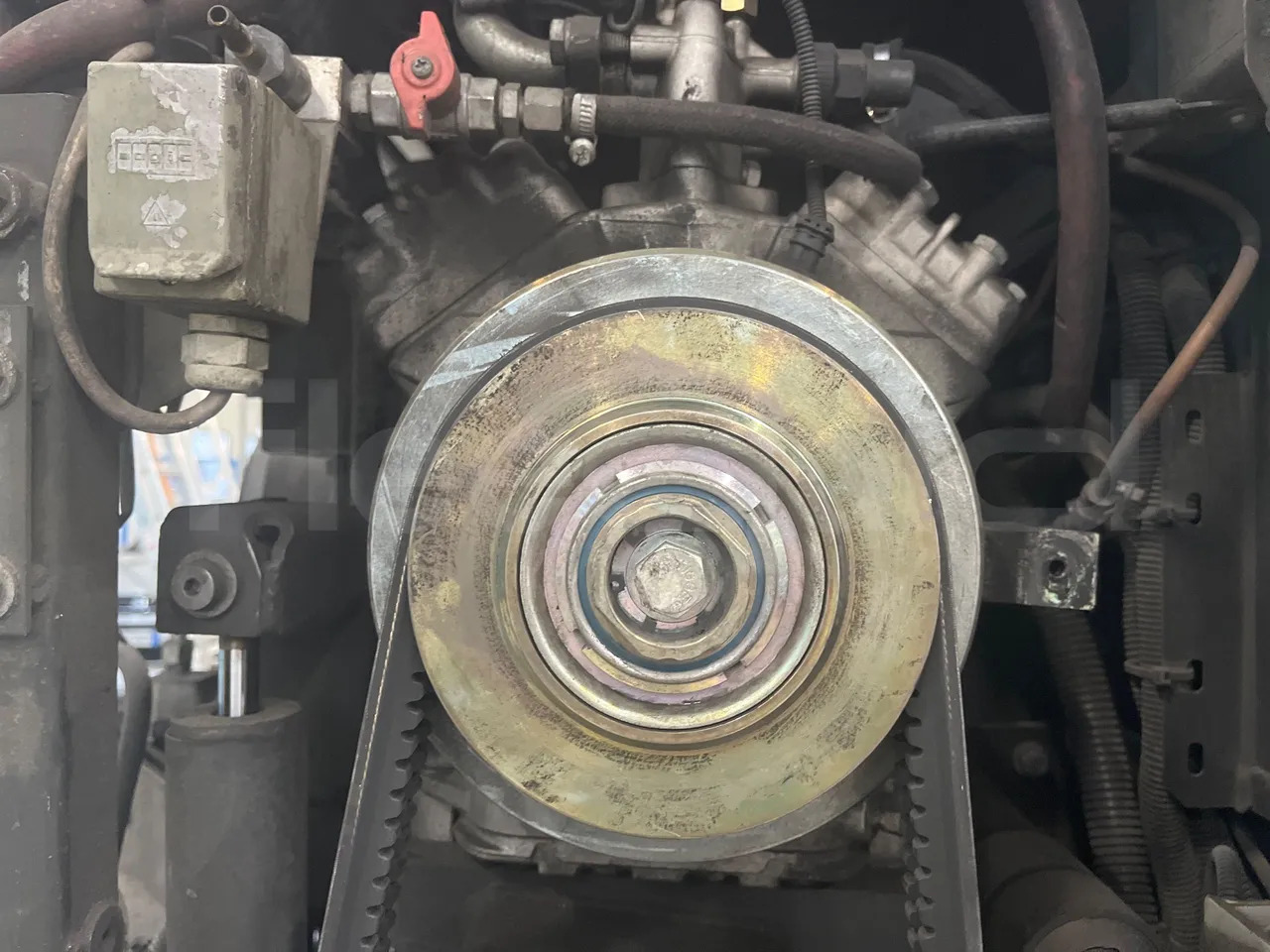 Bus kota Iveco Citelis: gambar 16