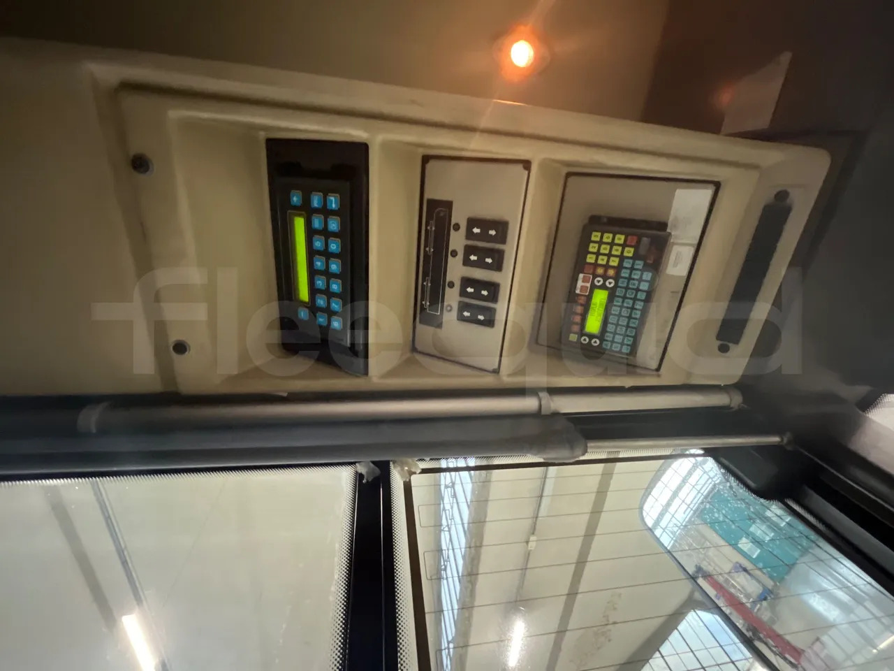 Bus kota Iveco Citelis: gambar 24