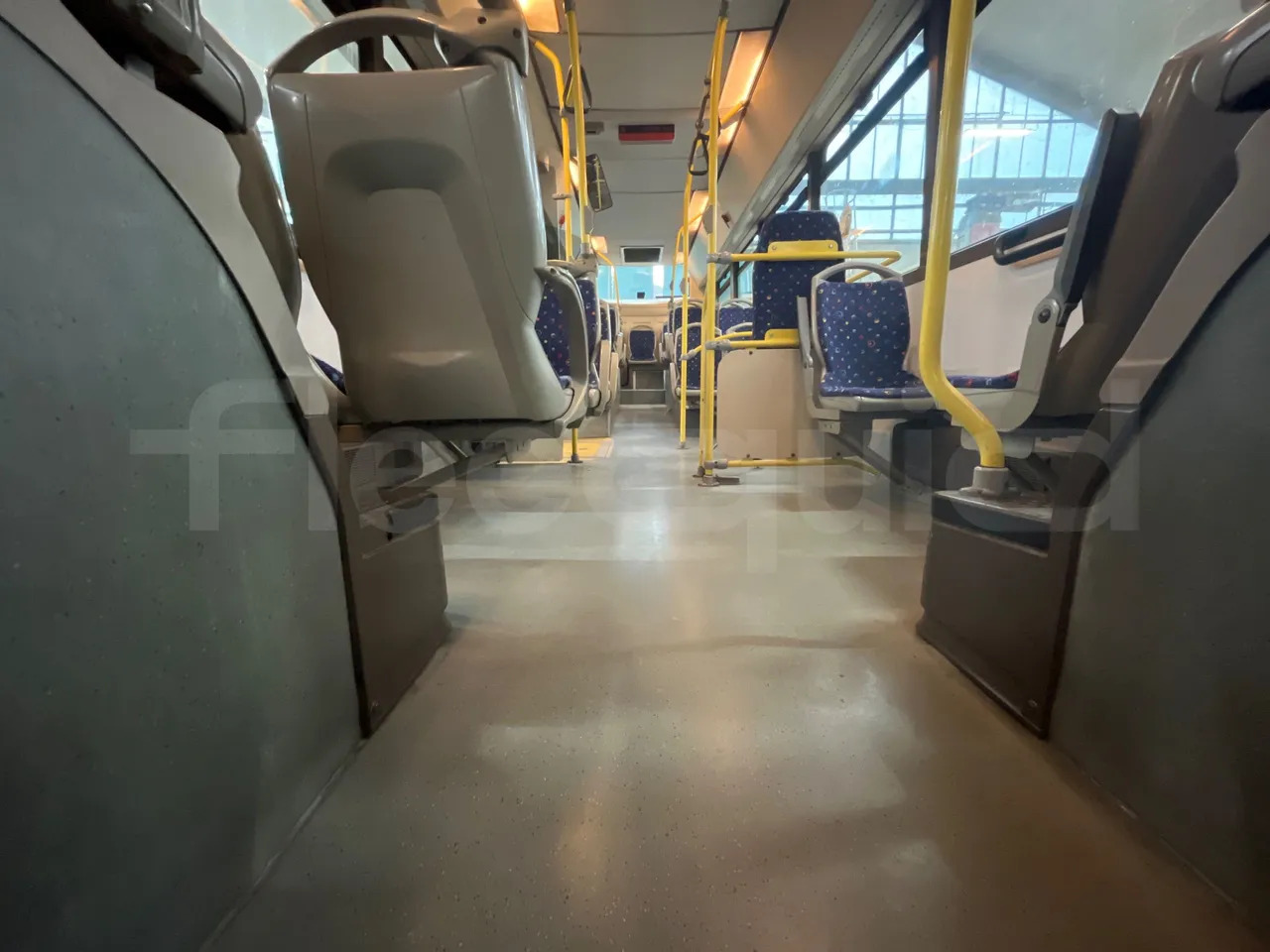 Bus kota Iveco Citelis: gambar 42