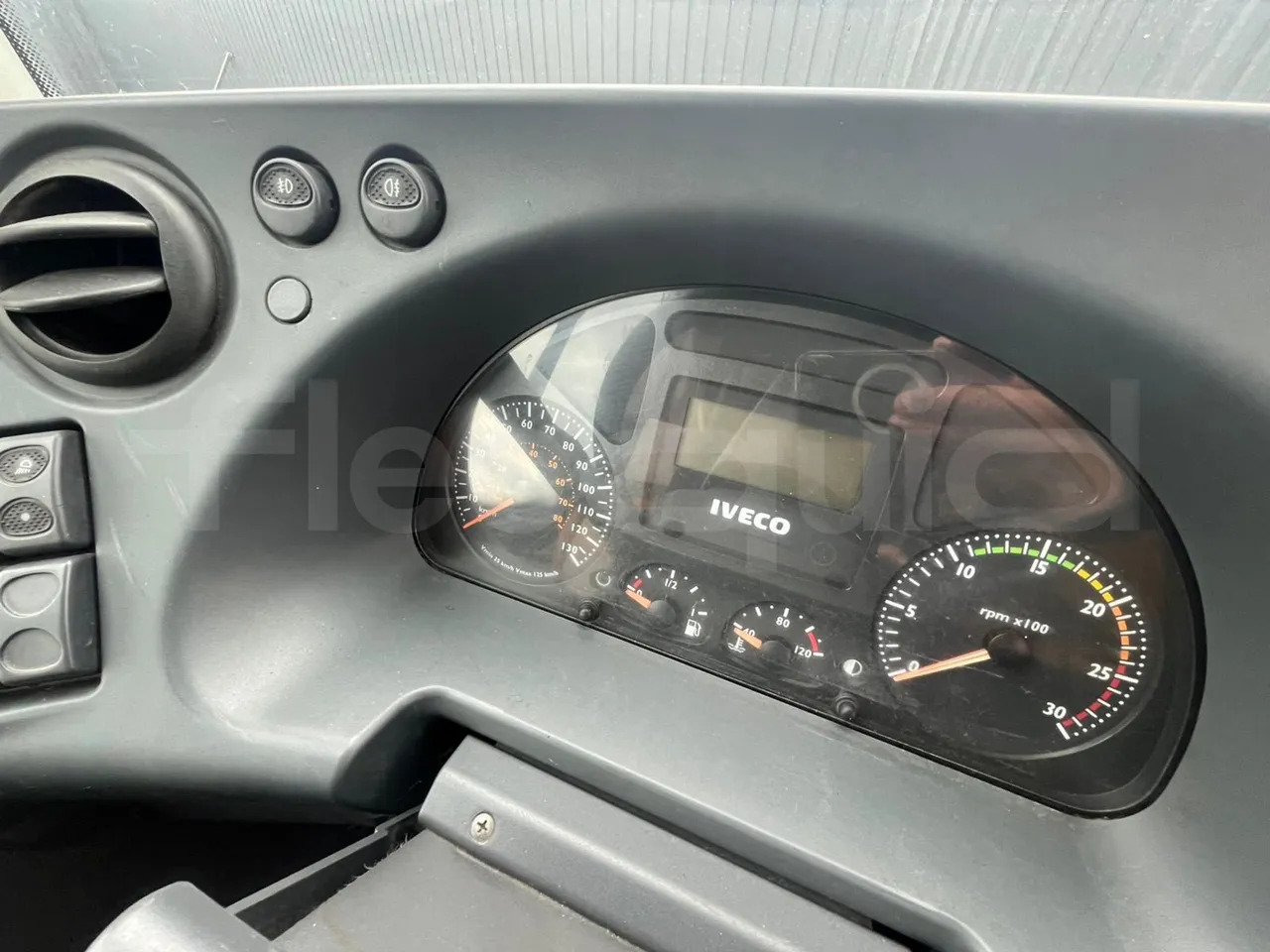 Iveco Crossway - Bus pariwisata: gambar 2 Iveco Crossway - Bus pariwisata: gambar 2