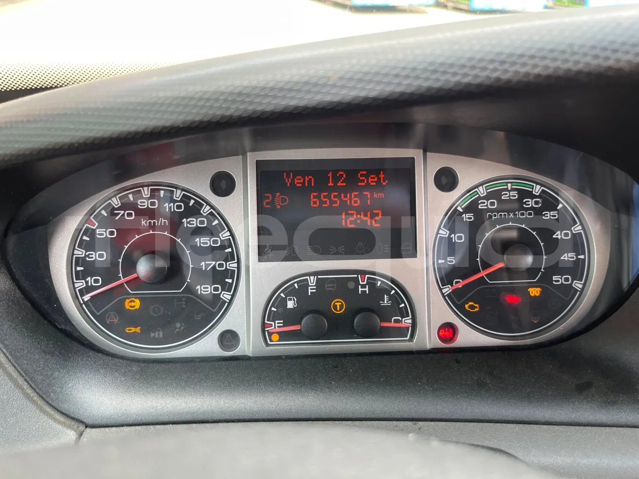 Iveco Daily - Bus pariwisata: gambar 3 Iveco Daily - Bus pariwisata: gambar 3