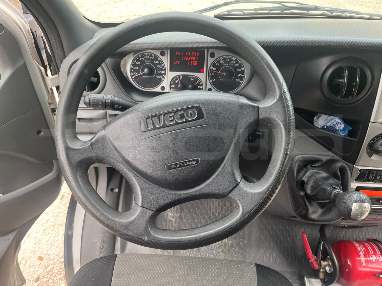 Iveco Daily - Bus sekolah: gambar 3 Iveco Daily - Bus sekolah: gambar 3