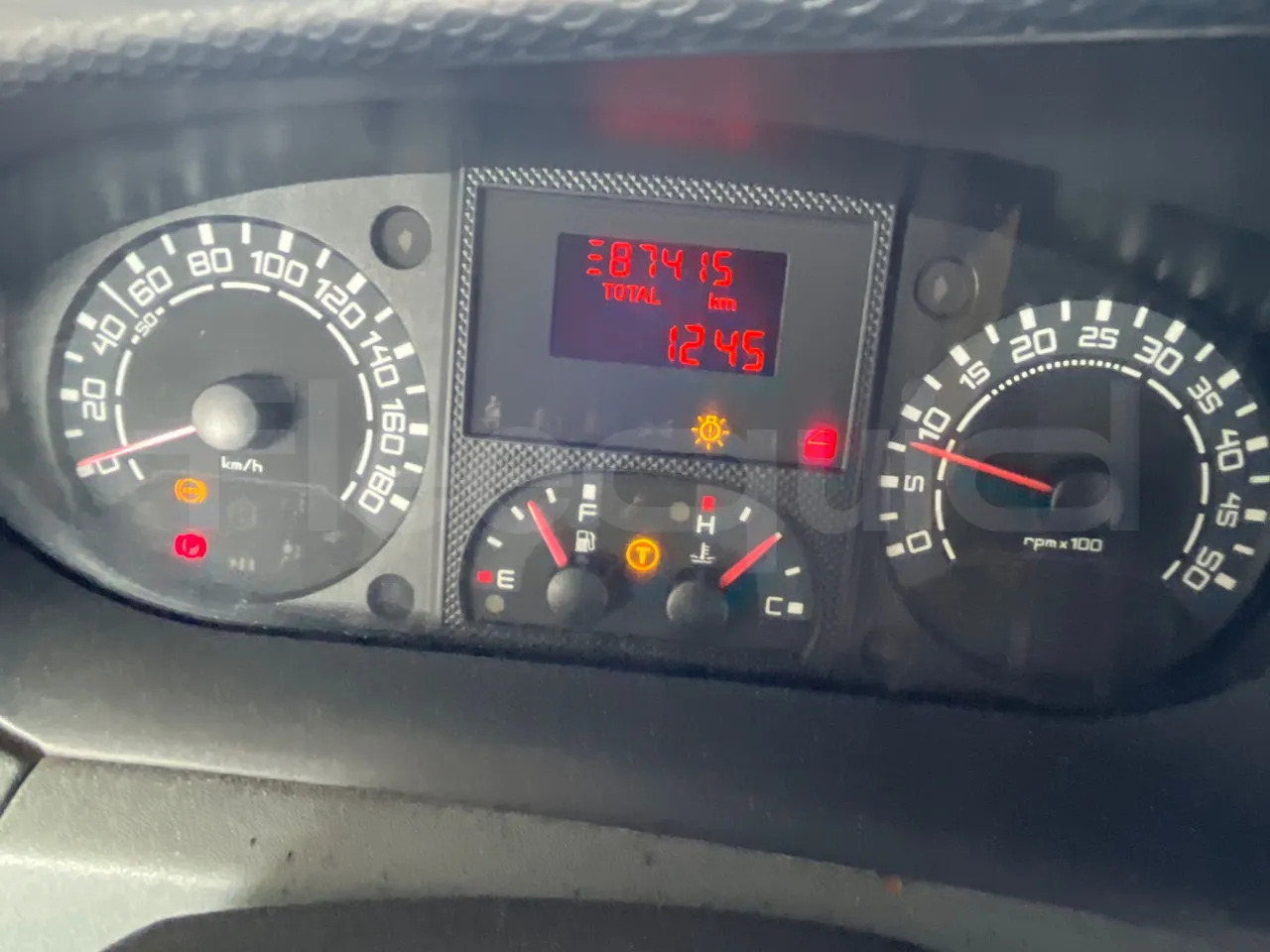 Iveco Daily - Bus pariwisata: gambar 3 Iveco Daily - Bus pariwisata: gambar 3