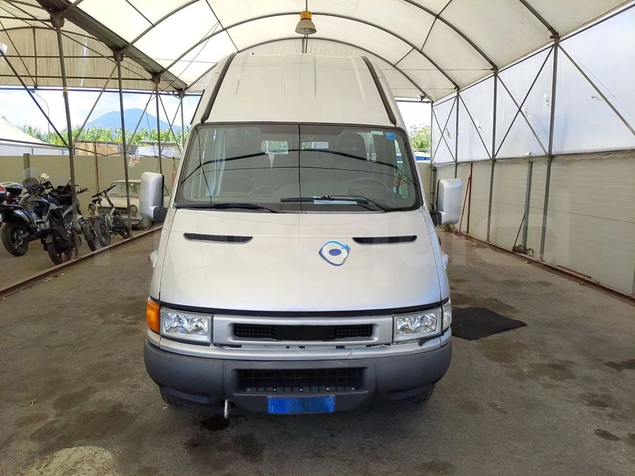 Iveco Daily - Bus mini, Van penumpang: gambar 2 Iveco Daily - Bus mini, Van penumpang: gambar 2