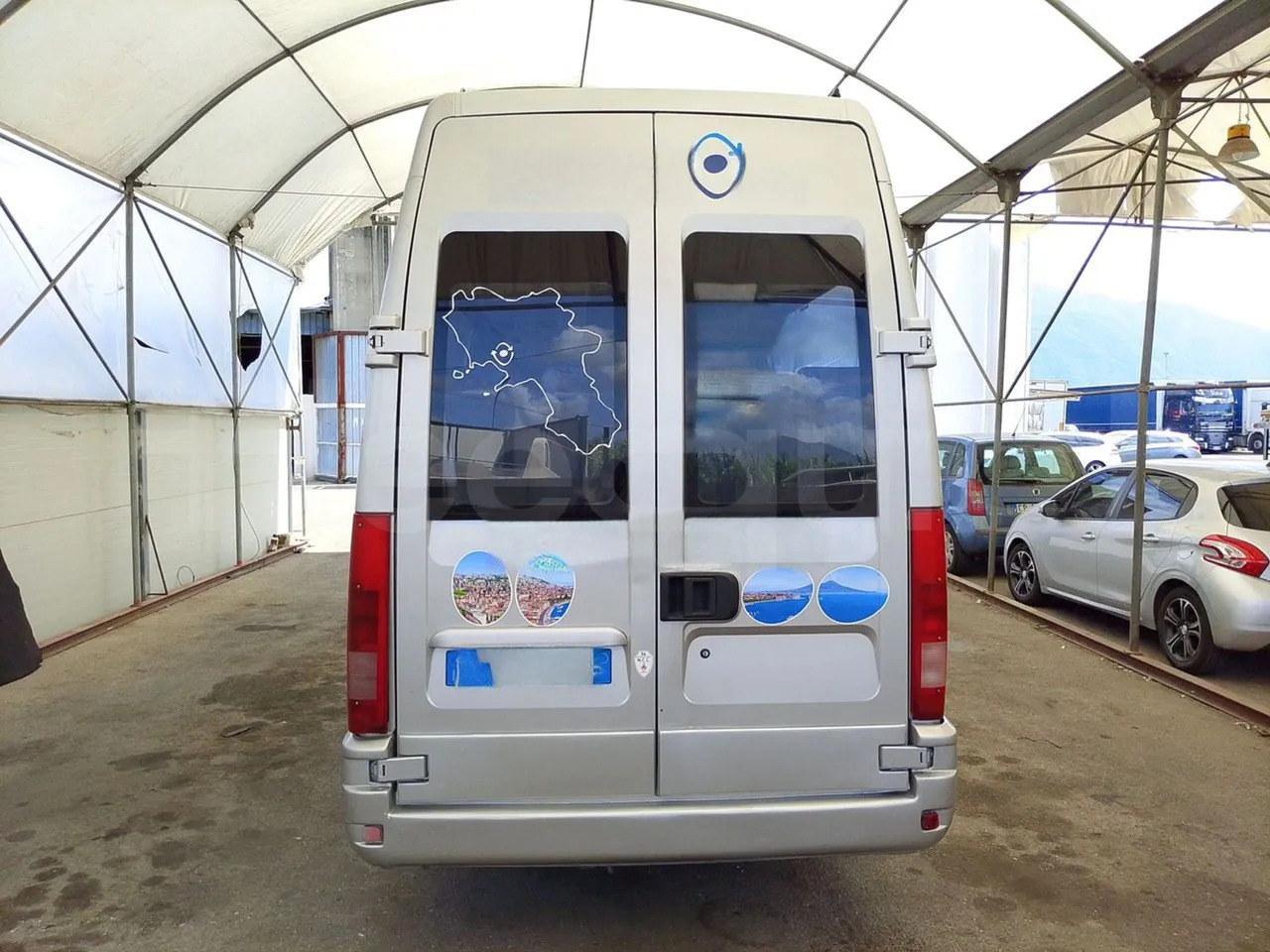 Iveco Daily - Bus mini, Van penumpang: gambar 5 Iveco Daily - Bus mini, Van penumpang: gambar 5