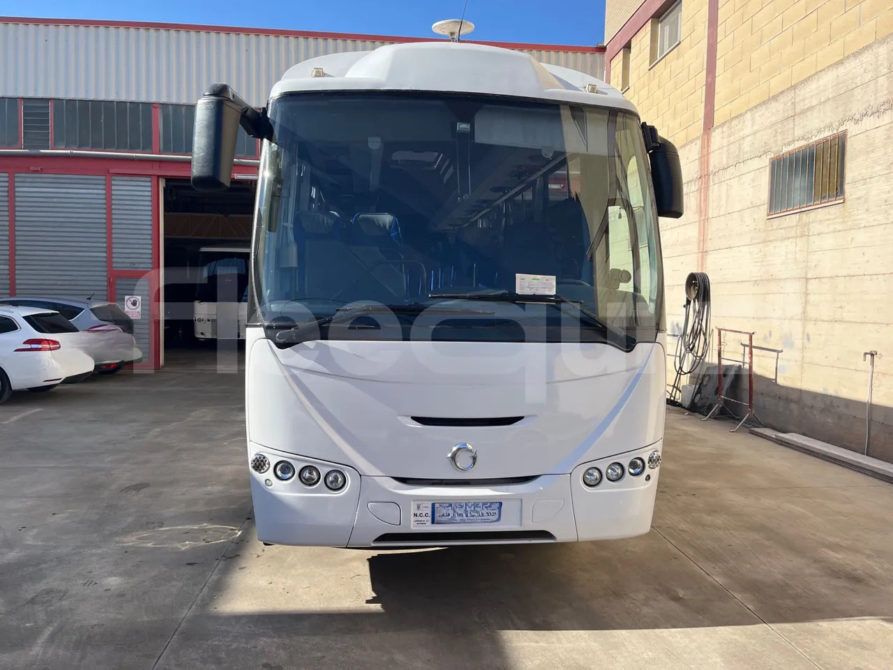 Iveco E24 - Bus pariwisata: gambar 2 Iveco E24 - Bus pariwisata: gambar 2
