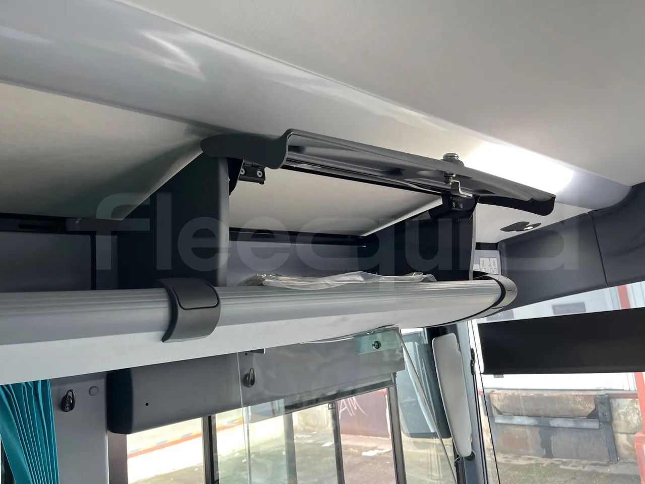 Bus pariwisata Iveco Evadys: gambar 39