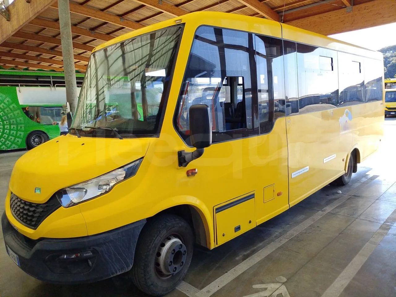 Iveco Indcar - Bus sekolah: gambar 4 Iveco Indcar - Bus sekolah: gambar 4
