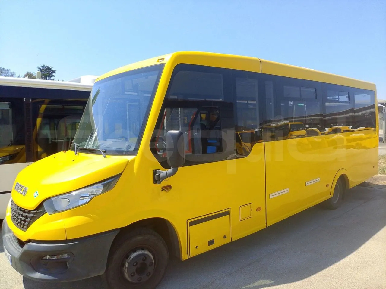 Iveco Indcar - Bus sekolah: gambar 4 Iveco Indcar - Bus sekolah: gambar 4