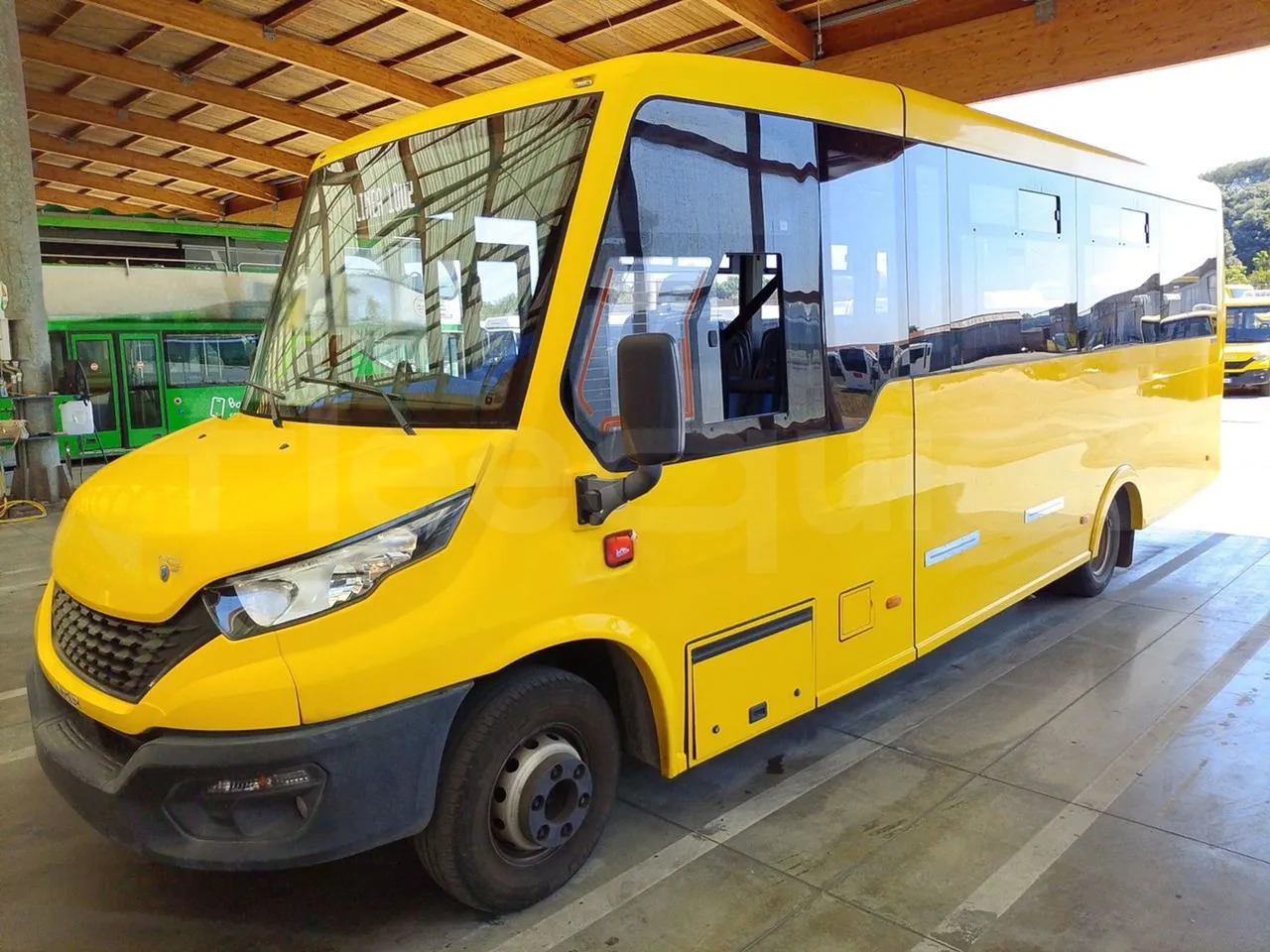 Iveco Indcar - Bus sekolah: gambar 4 Iveco Indcar - Bus sekolah: gambar 4