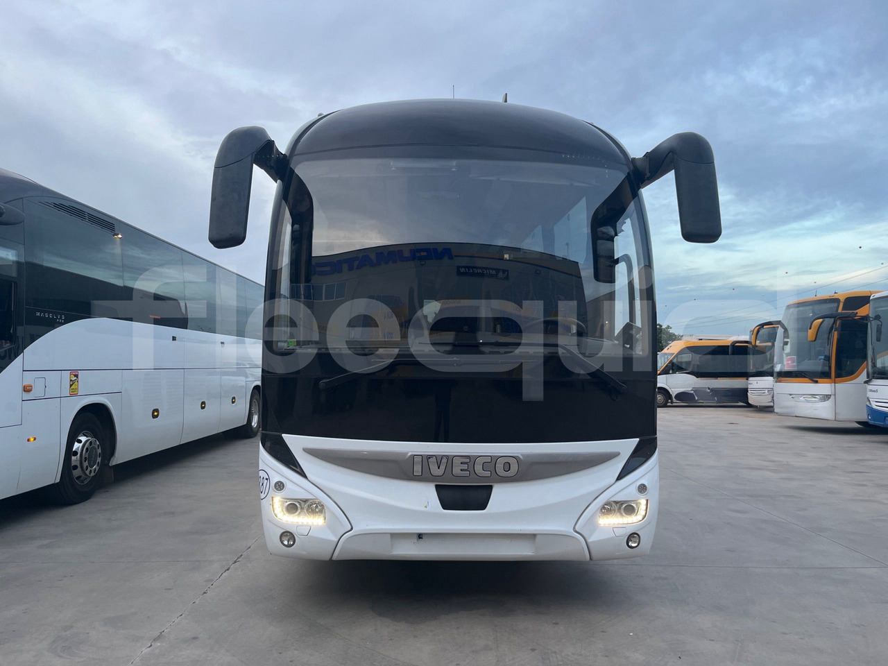 Iveco Magelys - Bus pariwisata: gambar 2 Iveco Magelys - Bus pariwisata: gambar 2