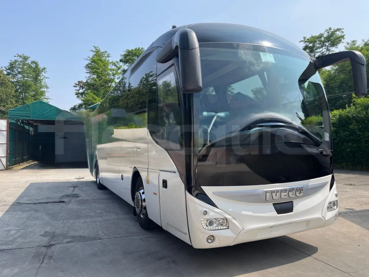Iveco Magelys - Bus pariwisata: gambar 1 Iveco Magelys - Bus pariwisata: gambar 1