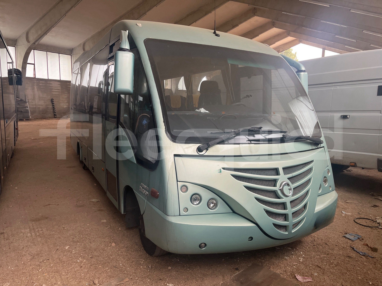 Iveco Orlandi Happy - Bus pariwisata: gambar 1 Iveco Orlandi Happy - Bus pariwisata: gambar 1