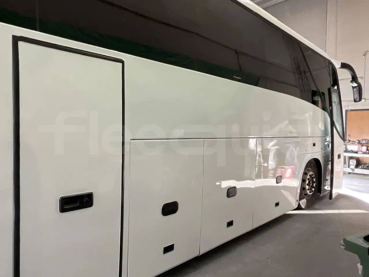 Bus pariwisata King Long XMQ6127: gambar 16