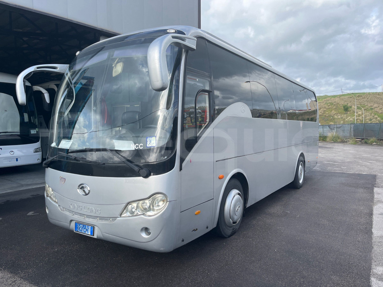 King Long XMQ6900 - Bus pariwisata: gambar 4 King Long XMQ6900 - Bus pariwisata: gambar 4