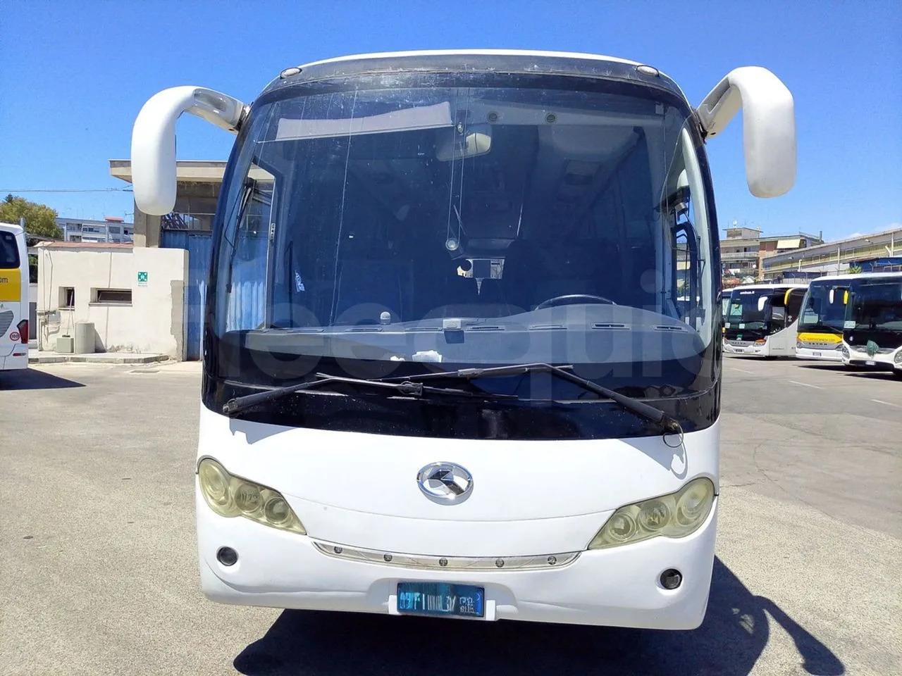 King Long XMQ6900 - Bus pariwisata: gambar 2 King Long XMQ6900 - Bus pariwisata: gambar 2