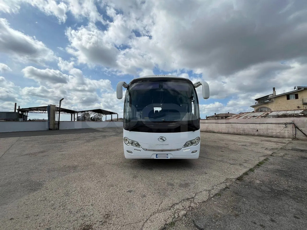 King Long XMQ6996 - Bus pariwisata: gambar 1 King Long XMQ6996 - Bus pariwisata: gambar 1