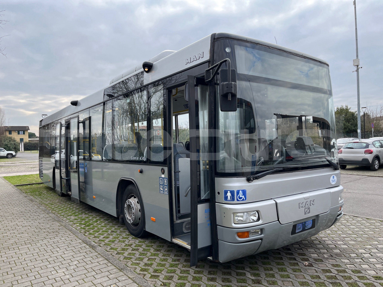 Bus pinggiran kota Man Lion's Classic: gambar 10 Bus pinggiran kota Man Lion's Classic: gambar 10