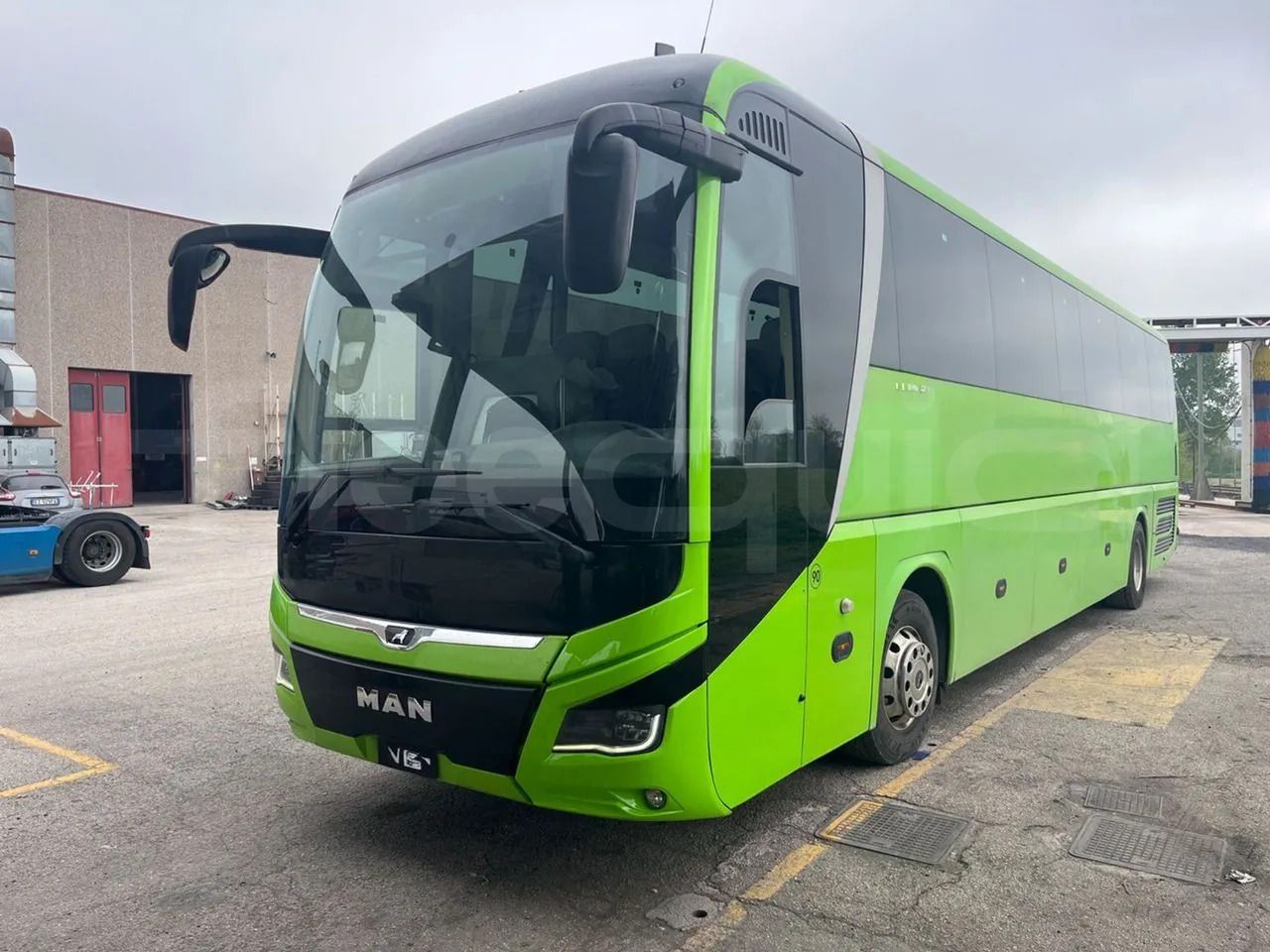 Man Lion's Coach - Bus pariwisata: gambar 2 Man Lion's Coach - Bus pariwisata: gambar 2