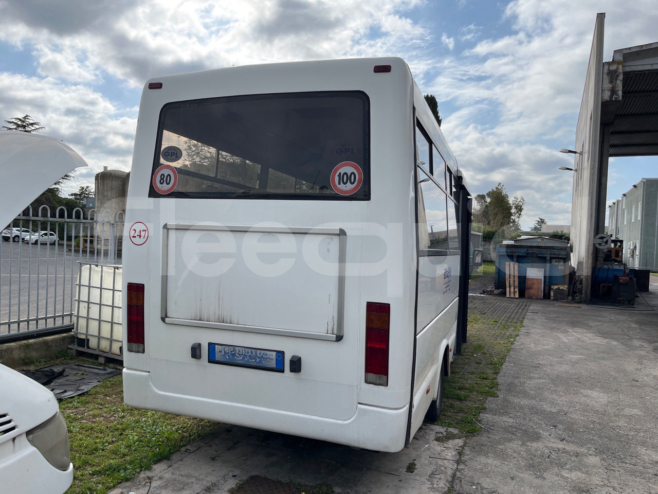 Mercedes-Benz 414T - Bus kota: gambar 4 Mercedes-Benz 414T - Bus kota: gambar 4