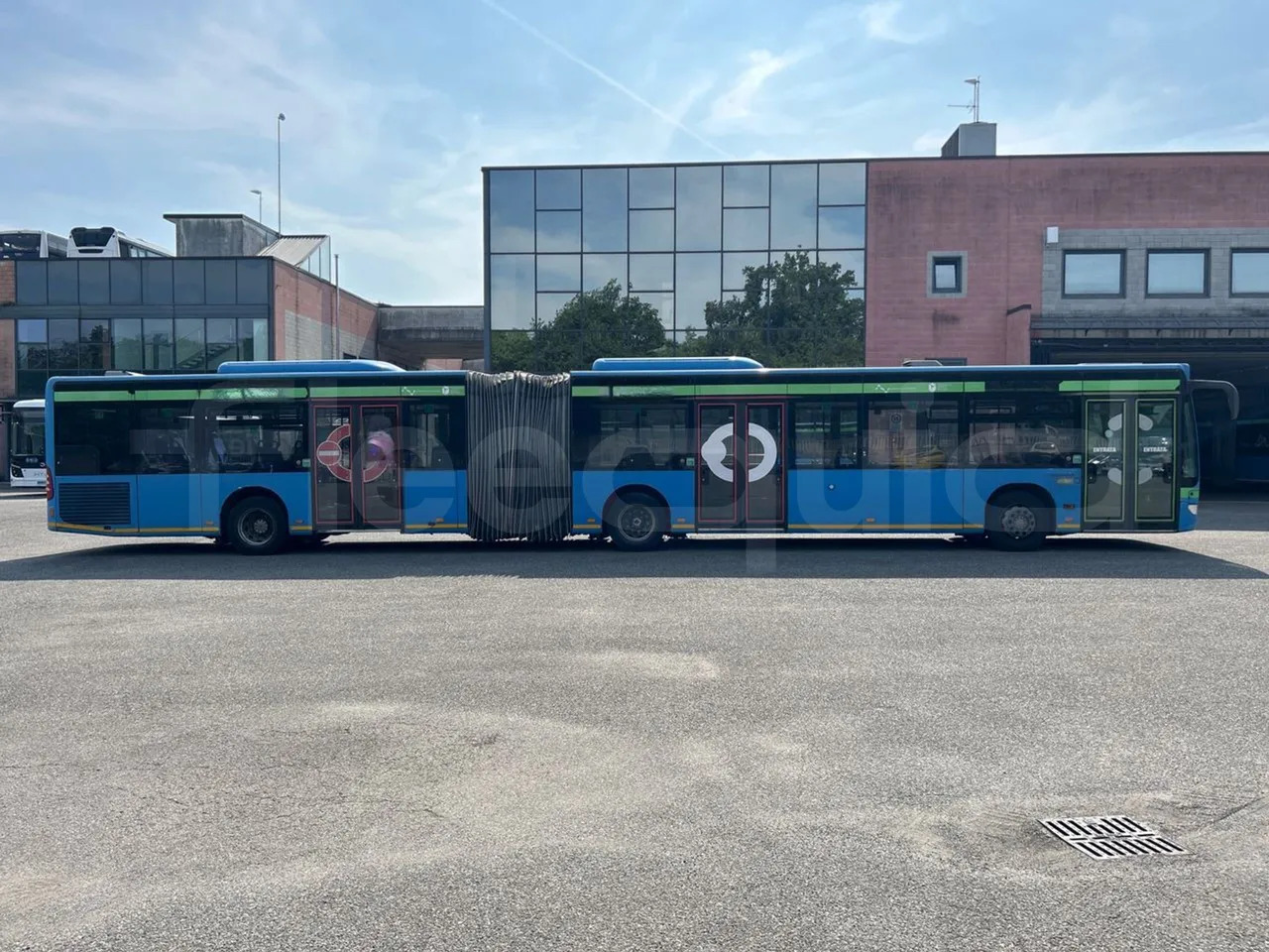 Bus kota Mercedes-Benz Citaro G: gambar 11 Bus kota Mercedes-Benz Citaro G: gambar 11