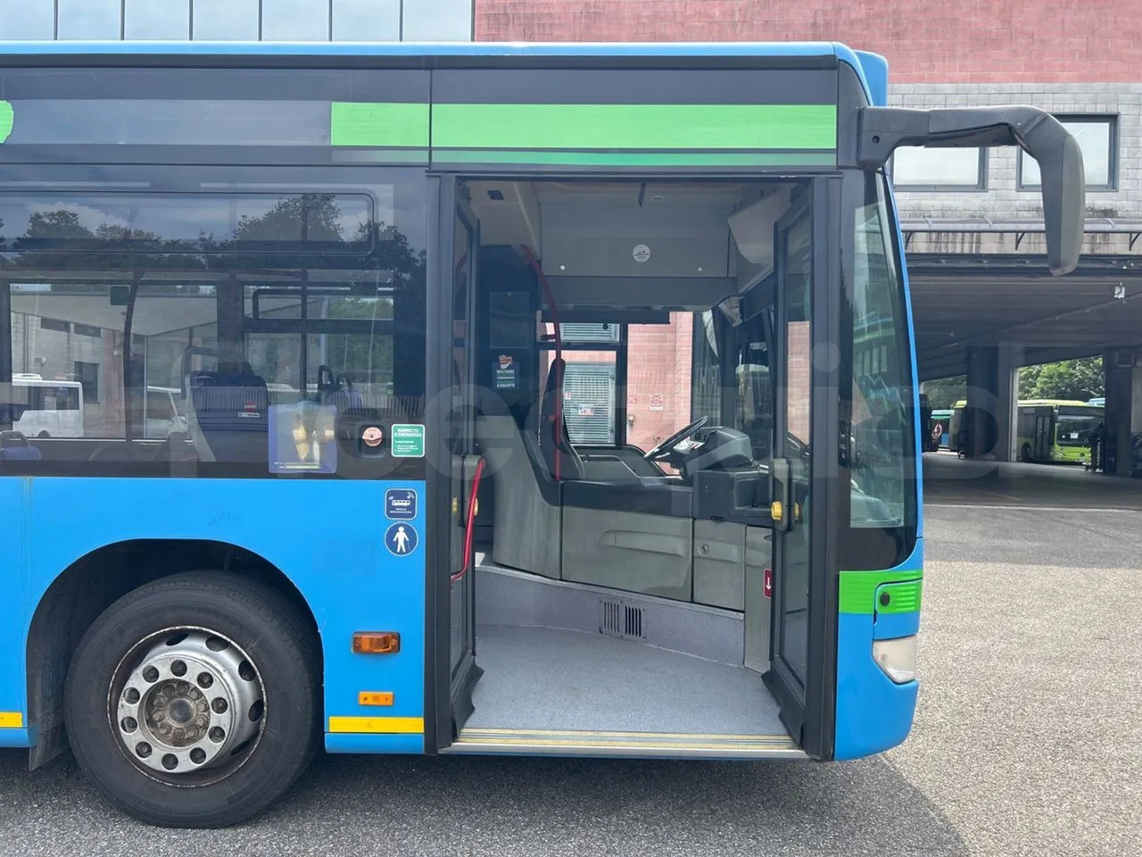 Bus kota Mercedes-Benz Citaro G: gambar 13