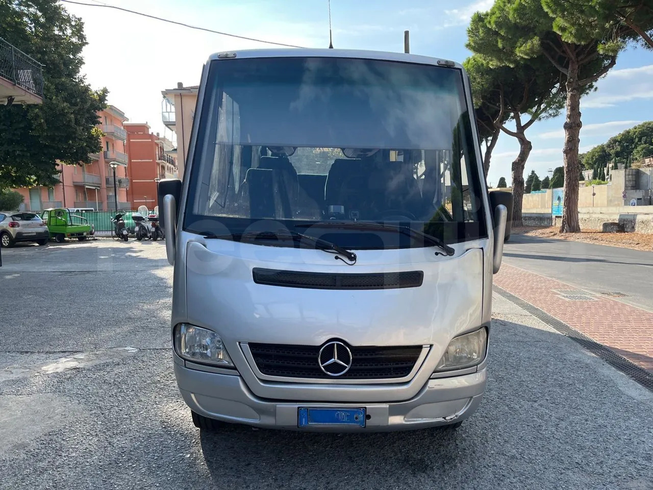 Mercedes-Benz Ibis - Bus pinggiran kota: gambar 2 Mercedes-Benz Ibis - Bus pinggiran kota: gambar 2