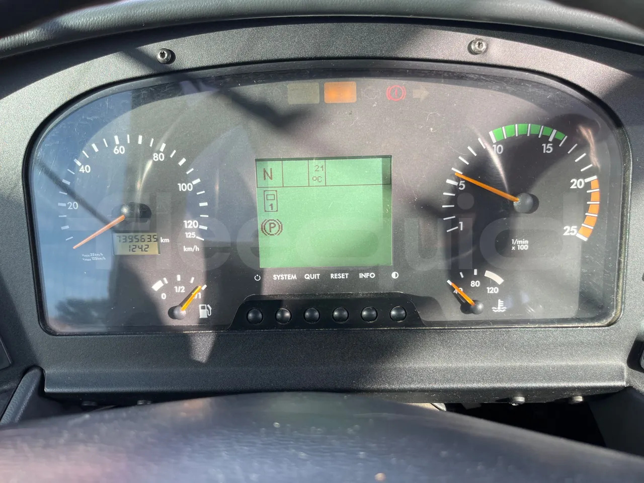 Mercedes-Benz Integro - Bus pinggiran kota: gambar 3 Mercedes-Benz Integro - Bus pinggiran kota: gambar 3